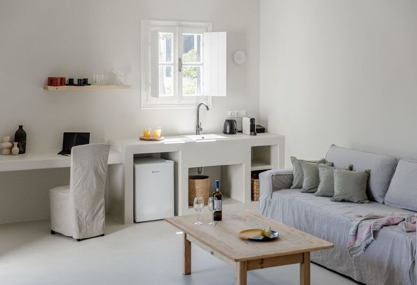 スーペリアースイート, Scorpios Beach