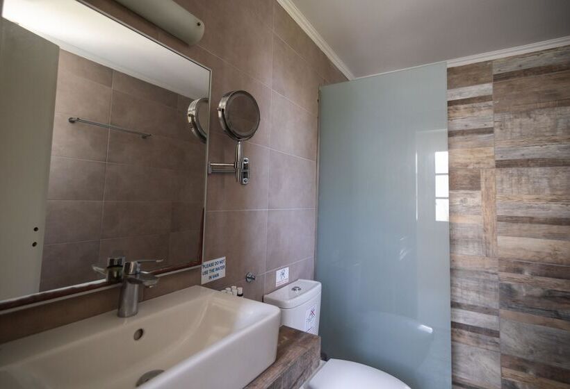 スイート, Scorpios Beach