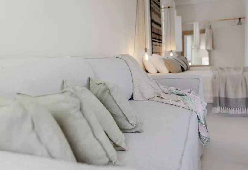 Suite, Scorpios Beach