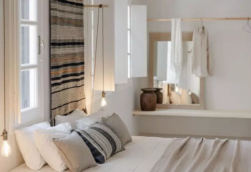 Suite, Scorpios Beach
