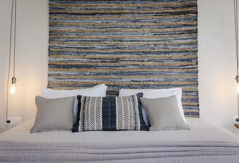 Suite, Scorpios Beach