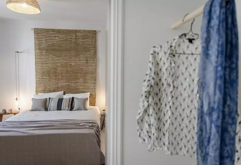 Suite Supérieure, Scorpios Beach