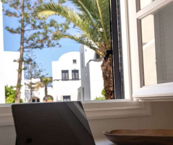 ガーデンビュースイート, Scorpios Beach