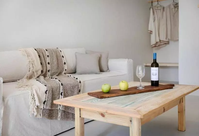 Suite Duplex, Scorpios Beach