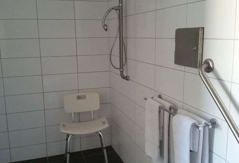 غرفة قياسية, Emerald Park Motel