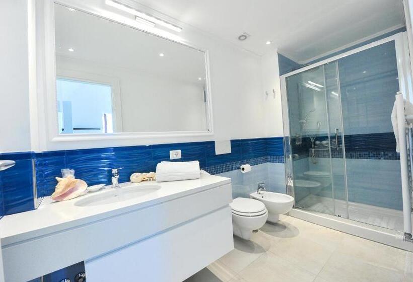 سوییت خانوادگی, Sorrentobay