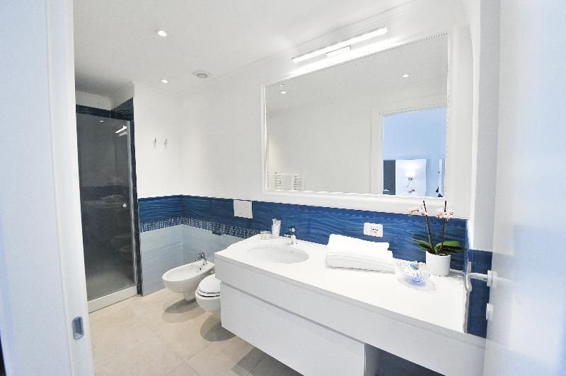 اتاق استاندارد با چشمانداز باغ, Sorrentobay