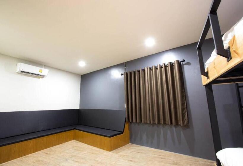 四人高级间, The Sun Resort Ratchaburi