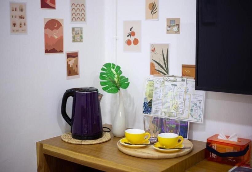 キングサイズベッドのスタンダードルーム, The Sun Resort Ratchaburi