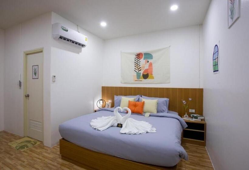 キングサイズベッドのスタンダードルーム, The Sun Resort Ratchaburi