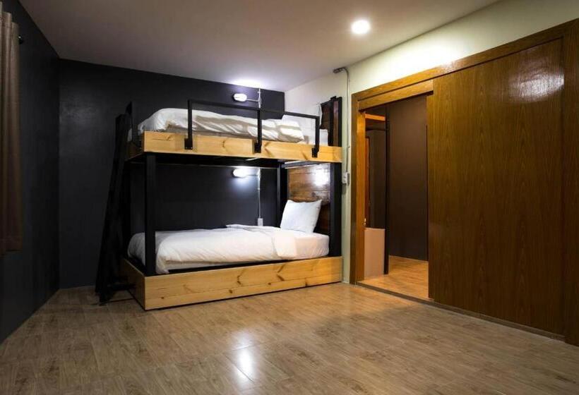 スーペリアの４人部屋, The Sun Resort Ratchaburi