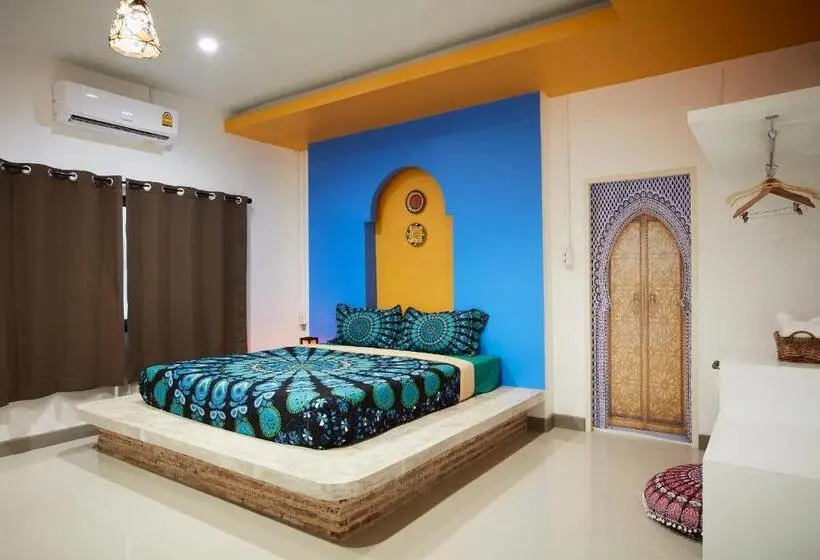 اتاق لوکس با تخت بزرگ, The Sun Resort Ratchaburi