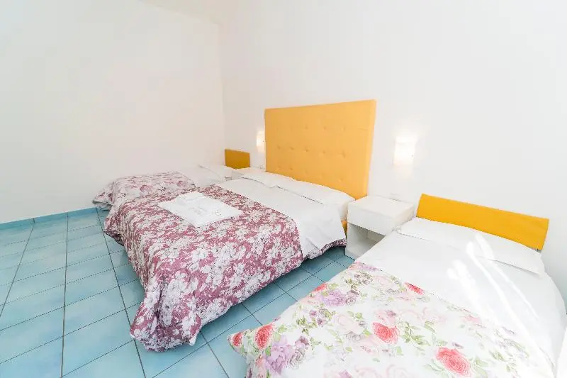 スタンダード４人部屋, La Casa Di Aurora