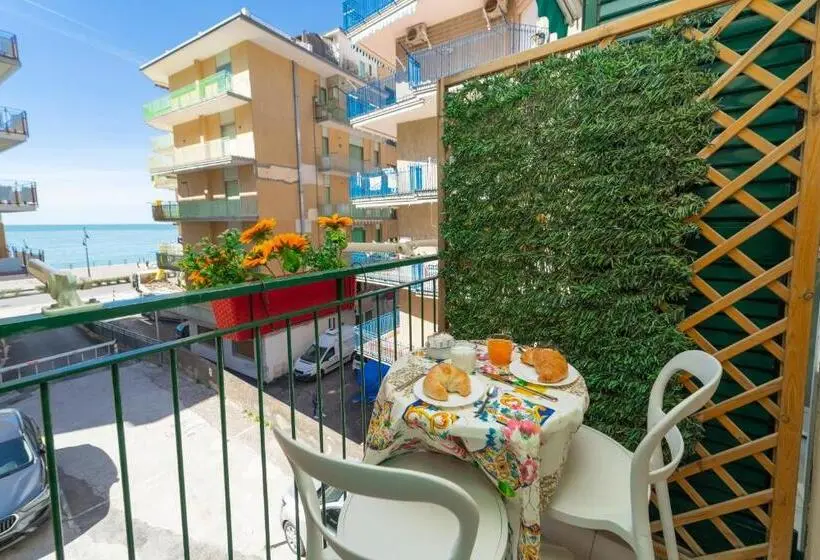デラックスルーム, La Casa Di Aurora