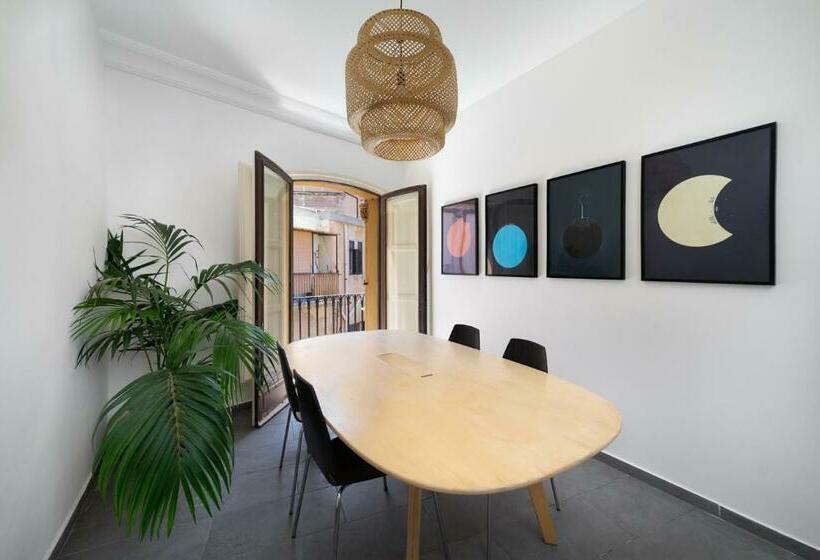 اتاق استاندارد, Mojocohouse
