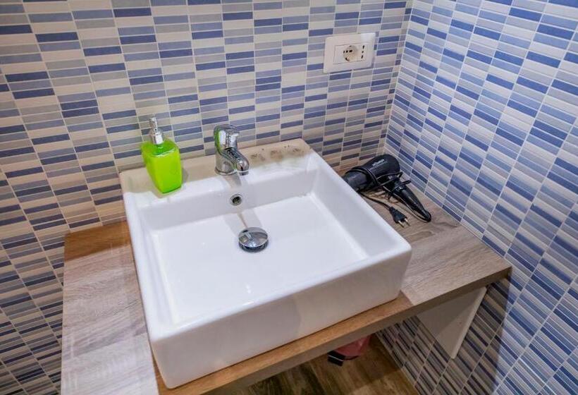 트리플 클래식 룸, Borgo Marino Suite B&b