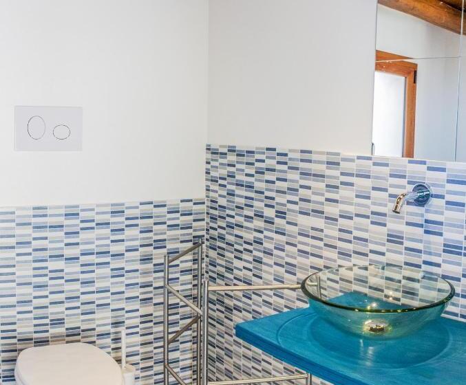 스탠다드 4인용 룸 바다전망, Borgo Marino Suite B&b