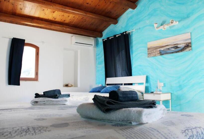 스탠다드 4인용 룸 바다전망, Borgo Marino Suite B&b