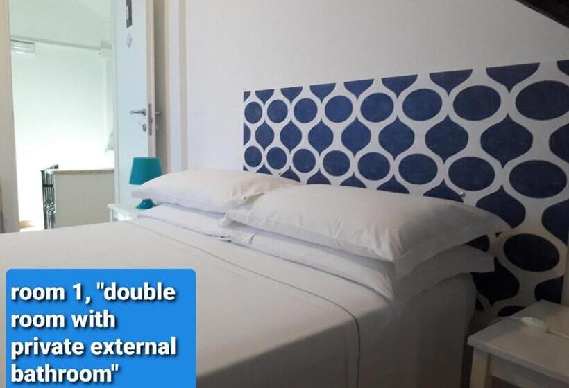 Quarto Standard Banheira Exterior, Albergo Barbara