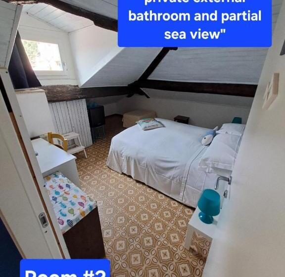 サイドオーシャンビュースタンダードルーム, Albergo Barbara