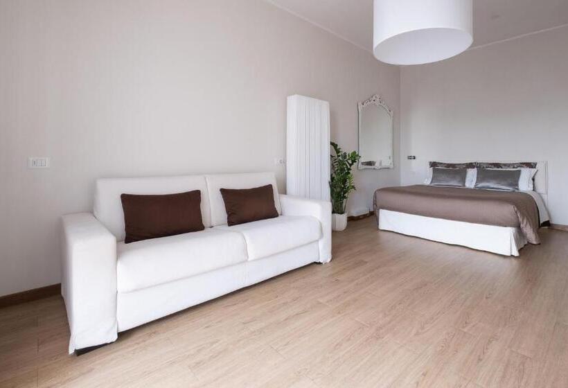 اتاق استاندارد چهار تخته, Cute & Cozy Rooms Train Station