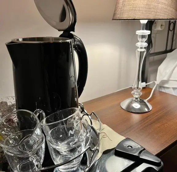 スタンダードトリプルルーム, Sui Passi Di Francesco