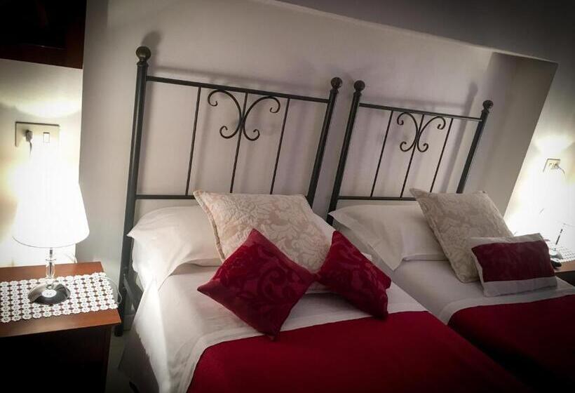 Standard room with outdoor bath, Sui Passi Di Francesco