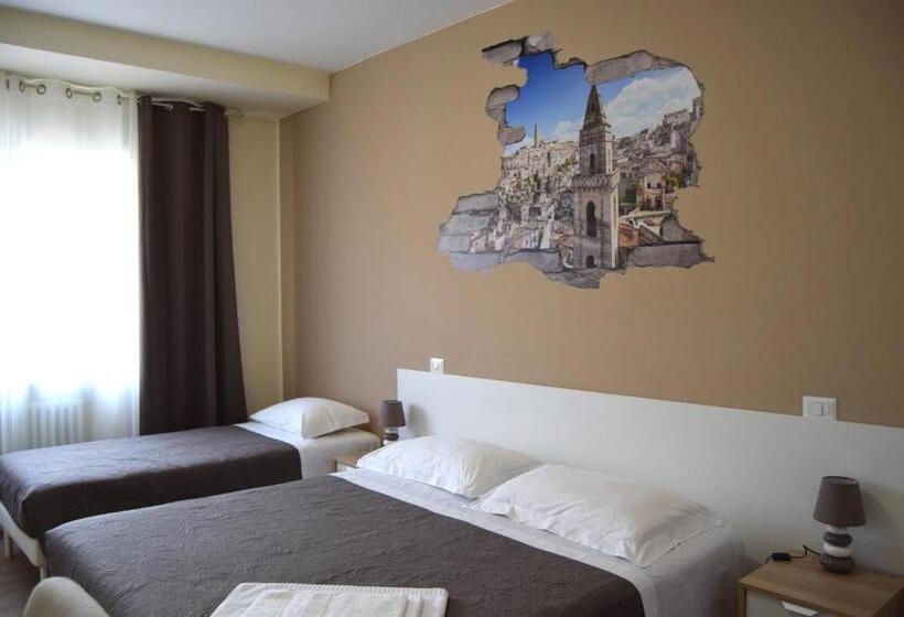 标准间, Civico 28