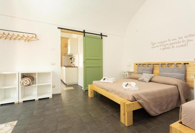 חדר דלוקס לשלושה, Pura Vida Barocca