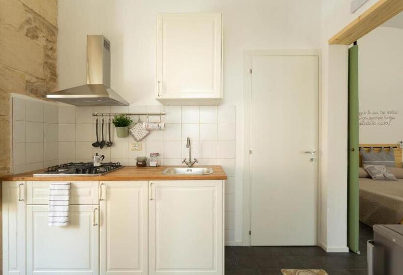 חדר דלוקס לשלושה, Pura Vida Barocca