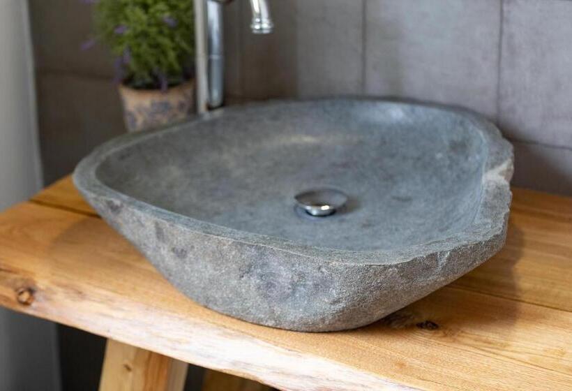 חדר דלוקס לשלושה, Pura Vida Barocca