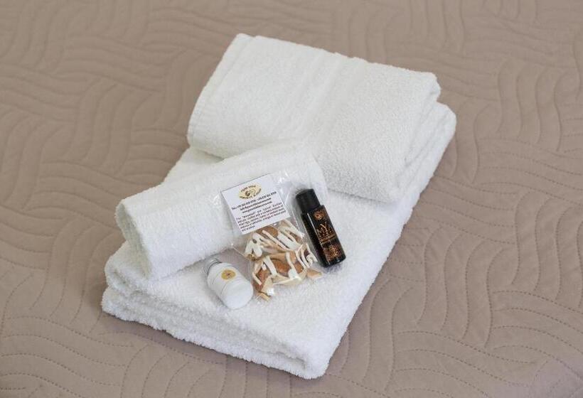 חדר דלוקס לשלושה, Pura Vida Barocca