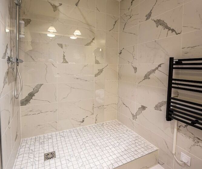 سوییت, Best Western Adagio Saumur