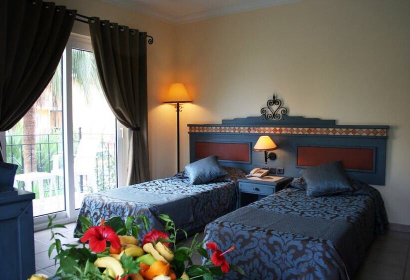 스탠다드 싱글 룸, Club Alla Turca