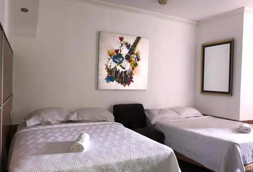 اتاق استاندارد سه نفره, Costa Inn