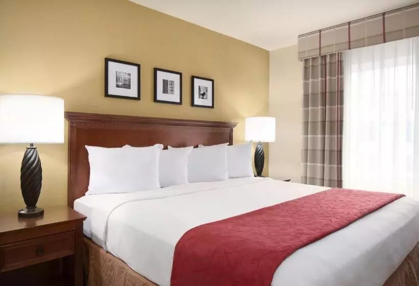 سوئیت با تخت بزرگ, Country Inn & Suites By Radisson, Champaign North, Il