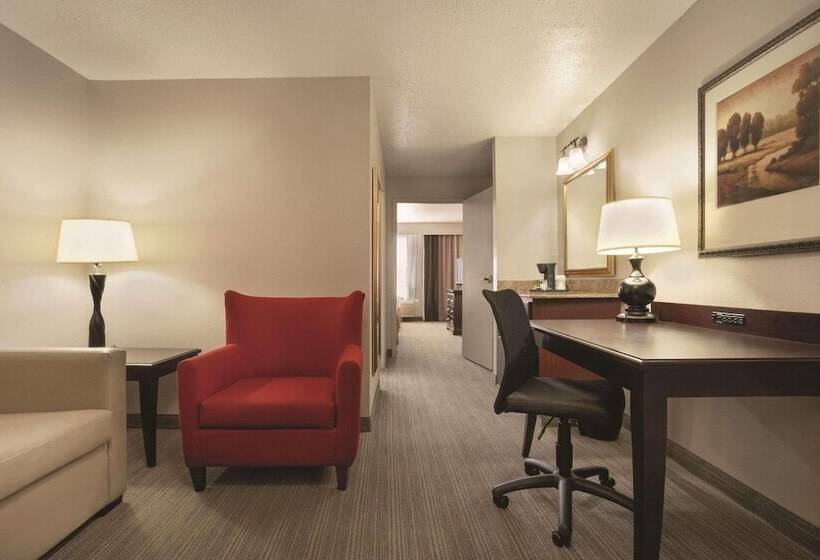 스위트, Country Inn & Suites By Radisson, Moline Airport, Il