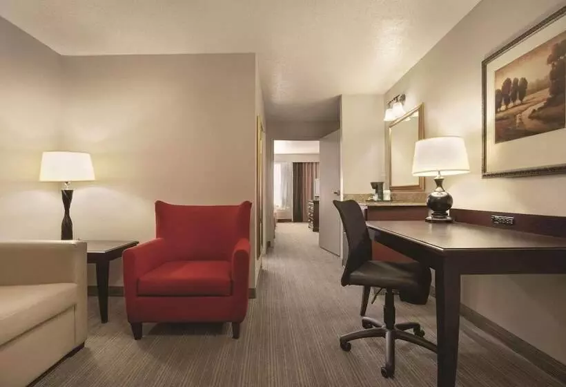 سوییت, Country Inn & Suites By Radisson, Moline Airport, Il