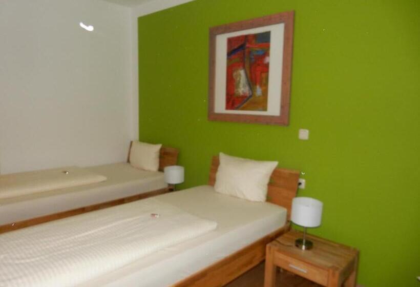 スタンダードルーム, Frankenhöhe