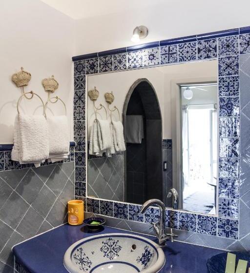 주니어 스위트 바다 전망, Lisca Bianca