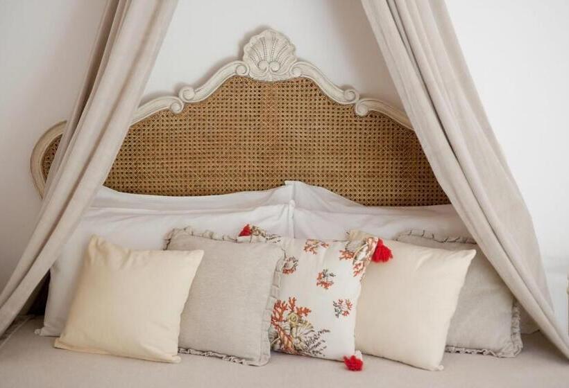 주니어 스위트 바다 전망, Lisca Bianca