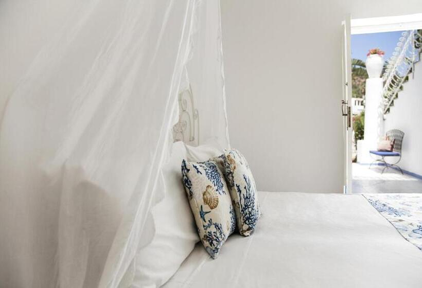 클래식 룸, Lisca Bianca