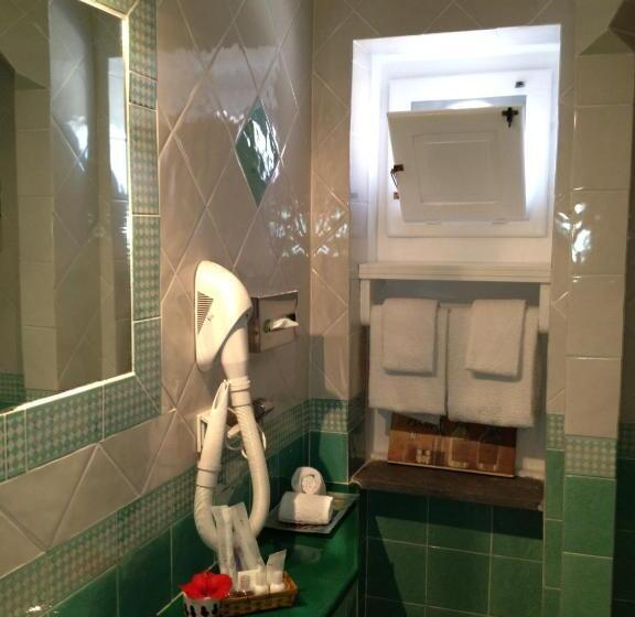 트리플 클래식 룸, Lisca Bianca