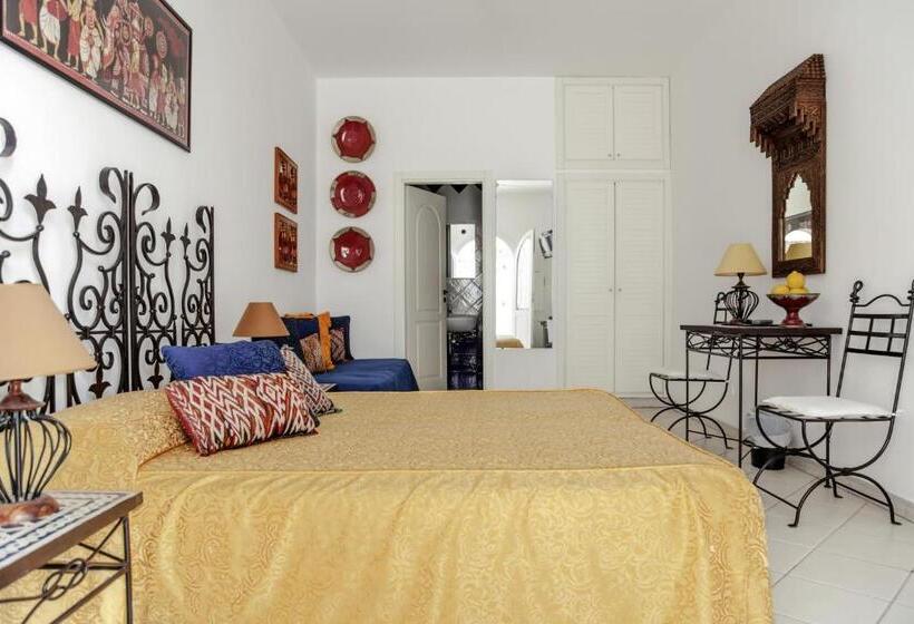 트리플 클래식 룸, Lisca Bianca