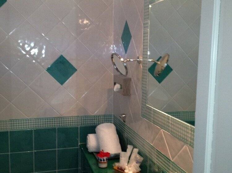 클래식 룸, Lisca Bianca