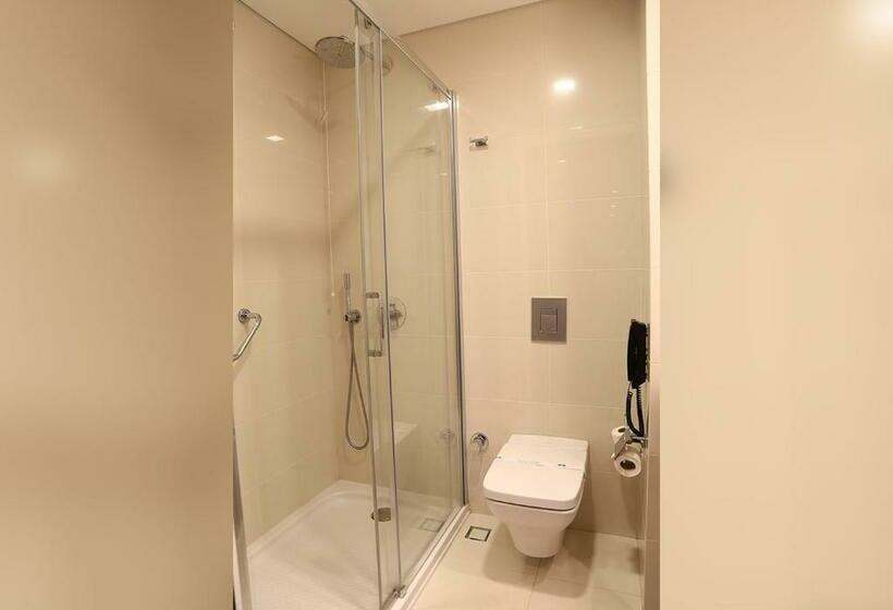 スタンダードトリプルルーム, Marble