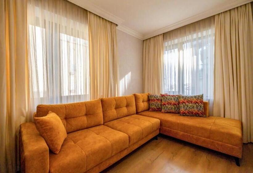 スイート, Marble