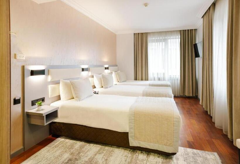 スタンダードトリプルルーム, Marble