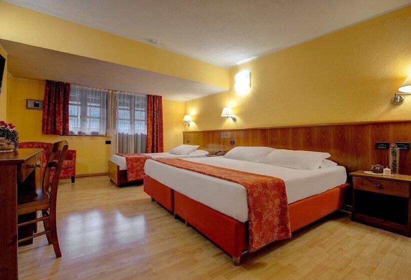 스탠다드 트리플 룸, Ih Hotels Courmayeur Mont Blanc