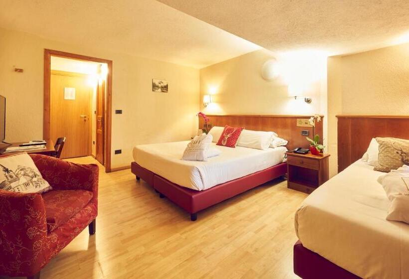Номер Стандарт Трехместный, Ih Hotels Courmayeur Mont Blanc